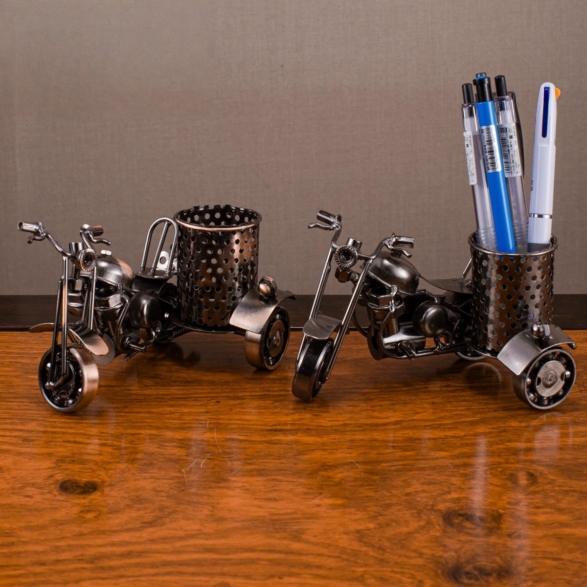 حامل أقلام على شكل دراجة نارية - مراجعة Vintage Collectible Pens وسعره