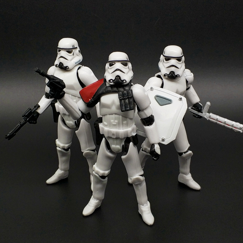 متوفر في حرب الأوراق المالية ا - مراجعة Vintage Collection Star Wars وسعره